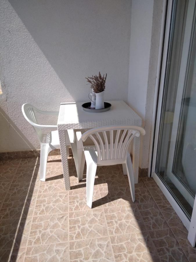 Apartman Sky&Sea Apartment Биоград на Мору Екстериор снимка